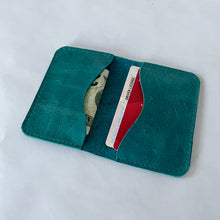 Load image into Gallery viewer, Leather Minimalist Wallet | Slim Wallet