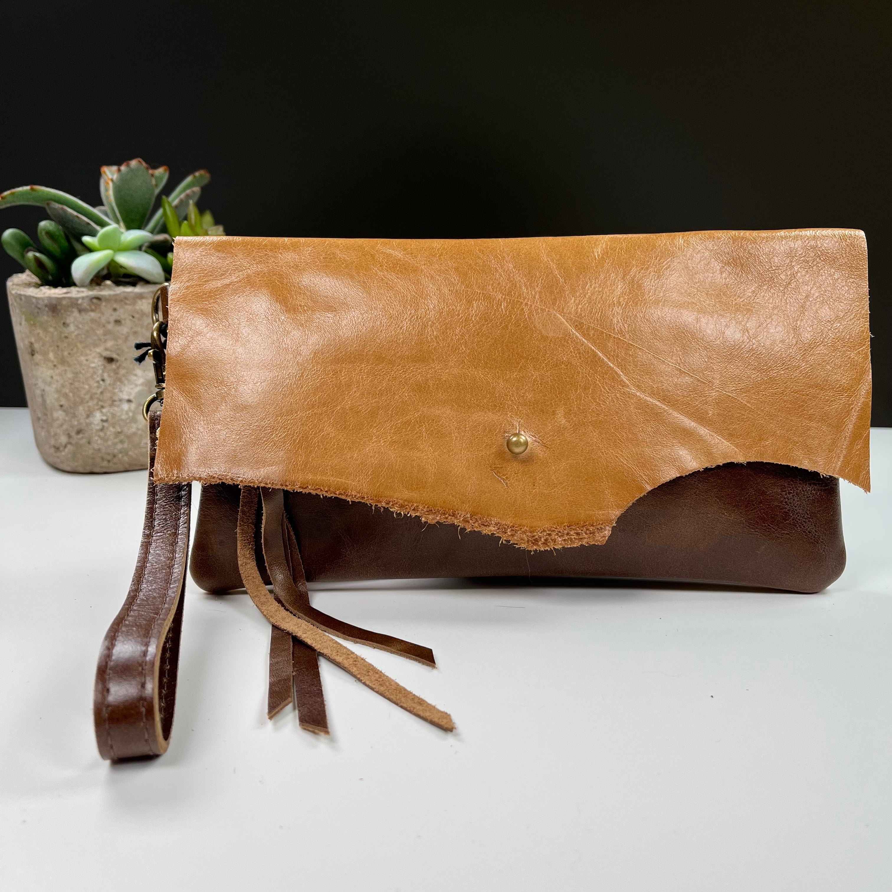 Chestnut Suede Flat Clutch – maeree